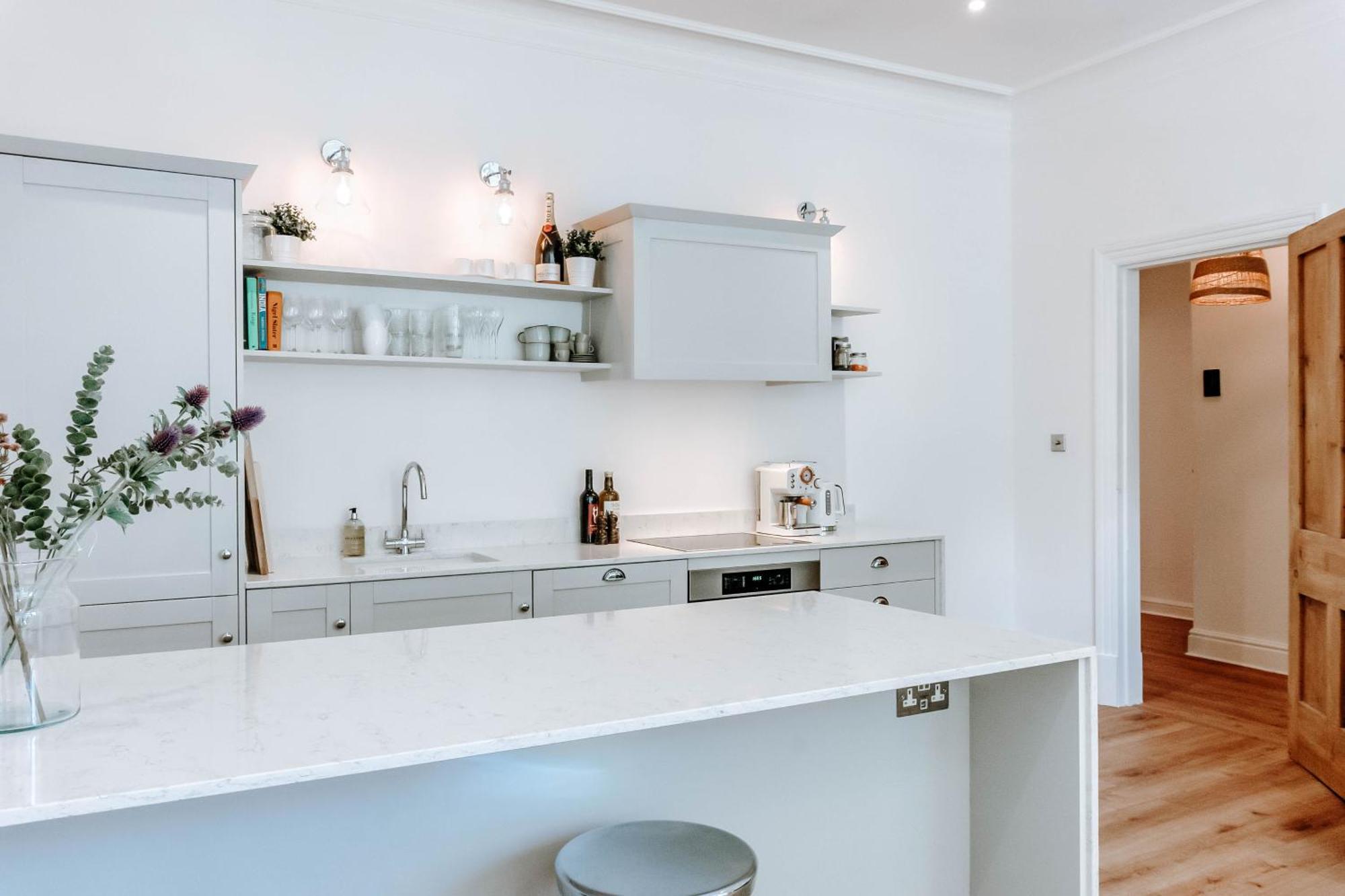 Dragon Parade Apartment - Central Harrogate Exterior photo