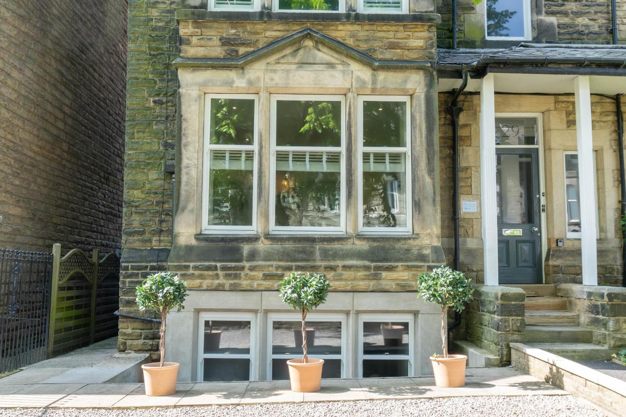 Dragon Parade Apartment - Central Harrogate Exterior photo